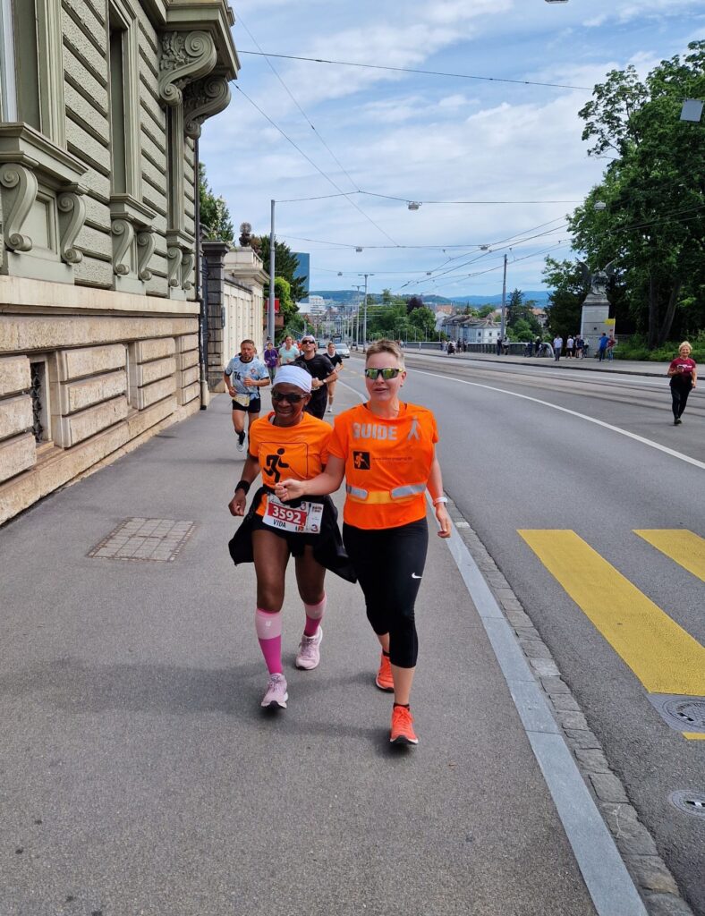 Vida mit Guide Nancy am Dreiländerlauf 2024