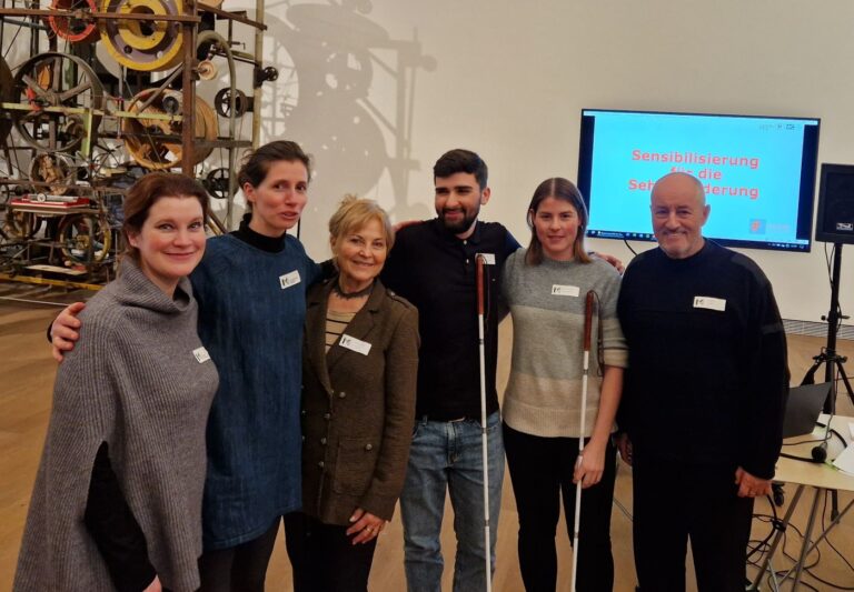 Organisationsteam und Blind-Jogging Team an der Museumsnacht 2025