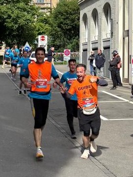 Auffahrtslauf 2026: Das Tandem Virgil und Guide Rico unterwegs