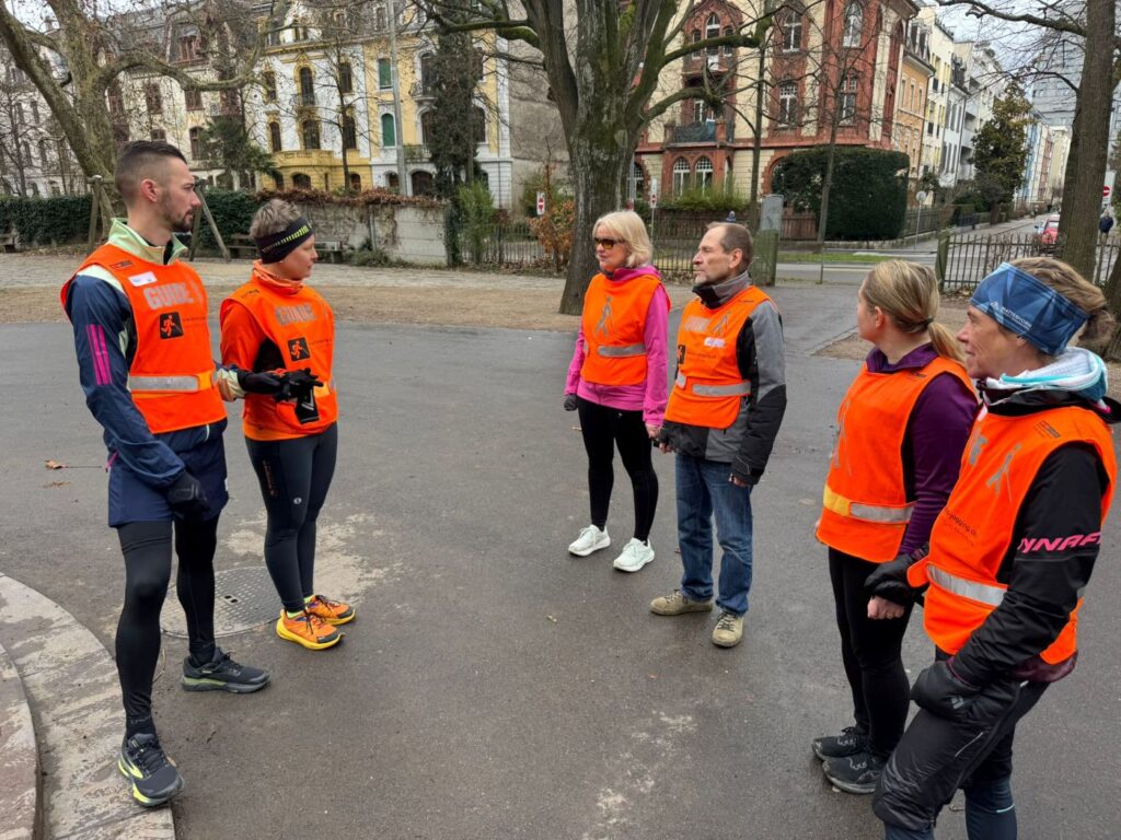 Besprechung beim praktischen Teil der Guideausbildung Dezember 2025