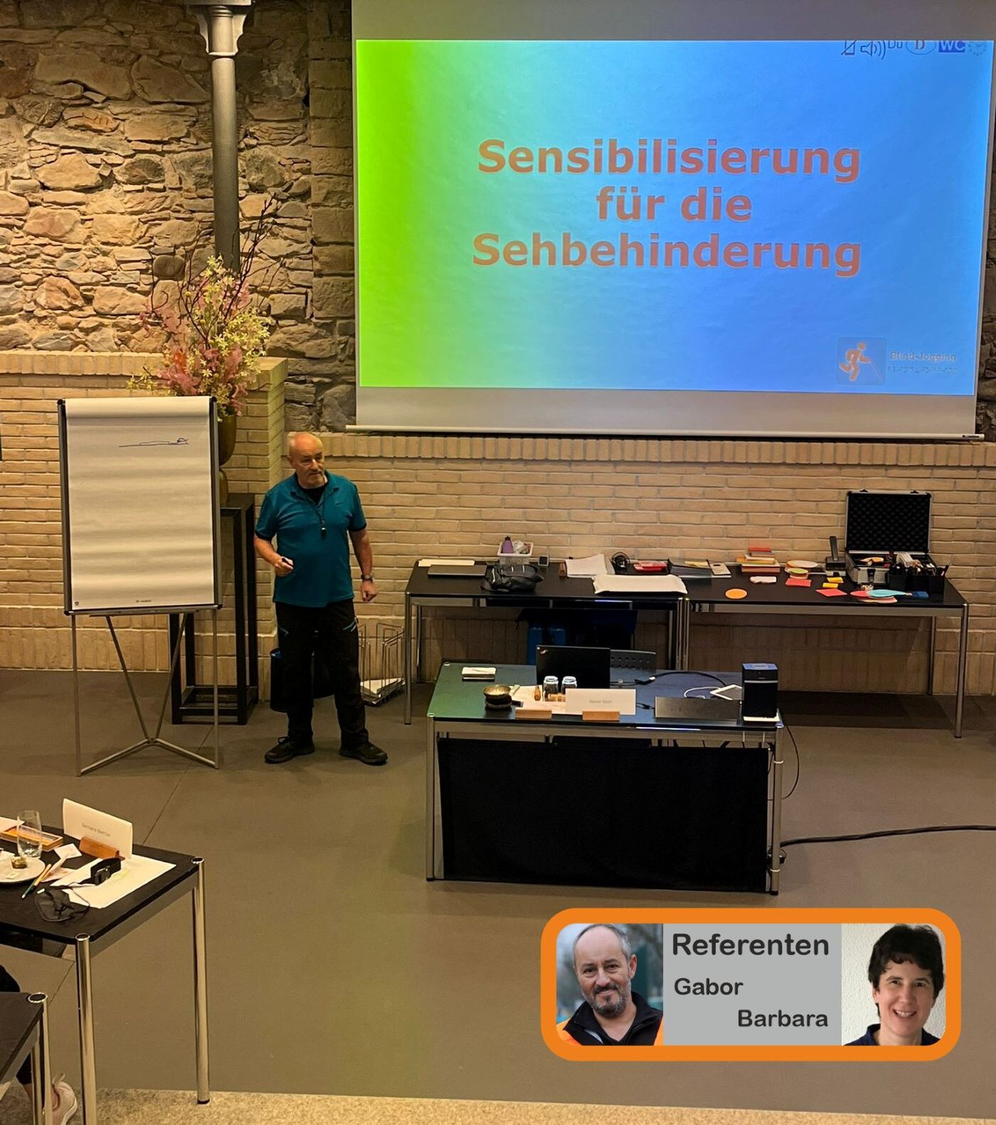 Sensibilisierung für die Liechtenstein Academy: Referat im Seminarraum mit Vereinspräsident Gabor