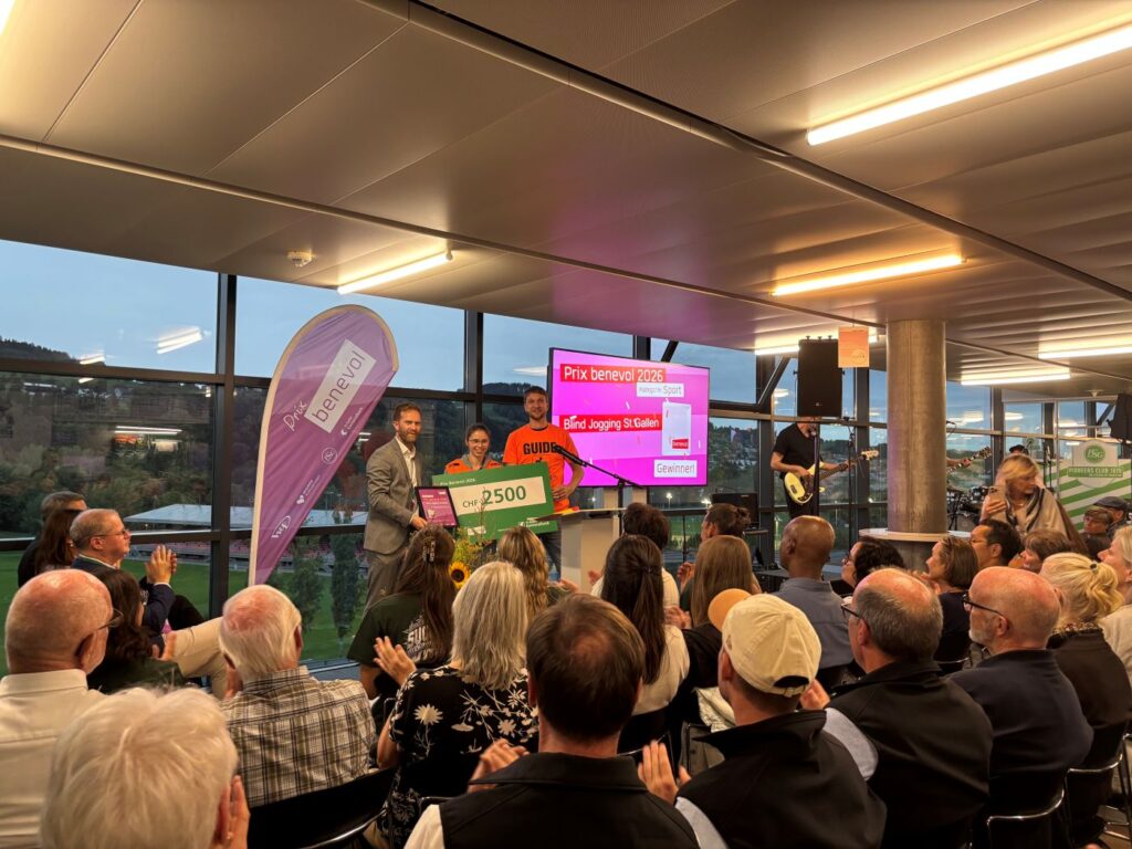 Prix benevol 2026, Auszeichnungsnomination mit Gästen und Sektionsleiter St. Gallen, Severin, sowie Läuferin Annina, die den Preis entgegennehmen