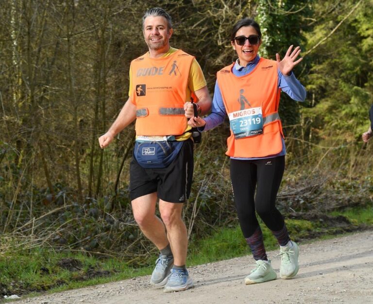 Tanja mit Guide Nicola am Kerzerslauf 2026